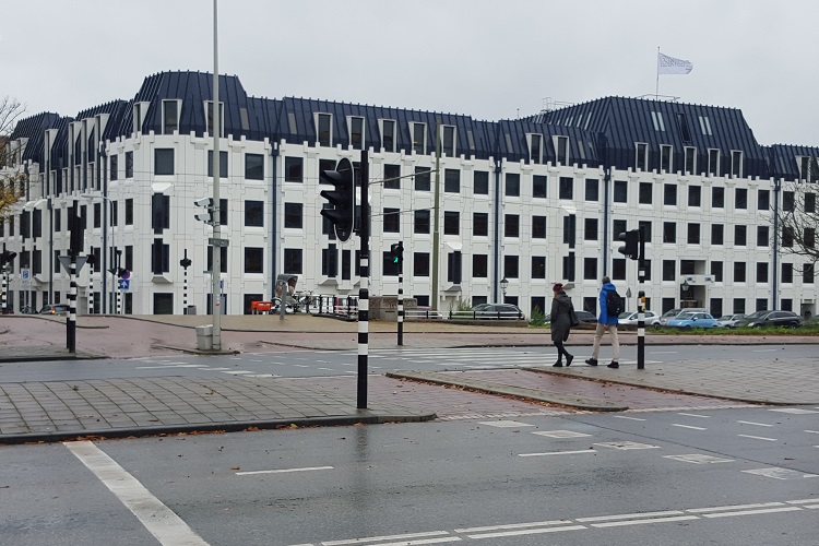 Hans Zeeman bij Bank Nederlandse Gemeenten